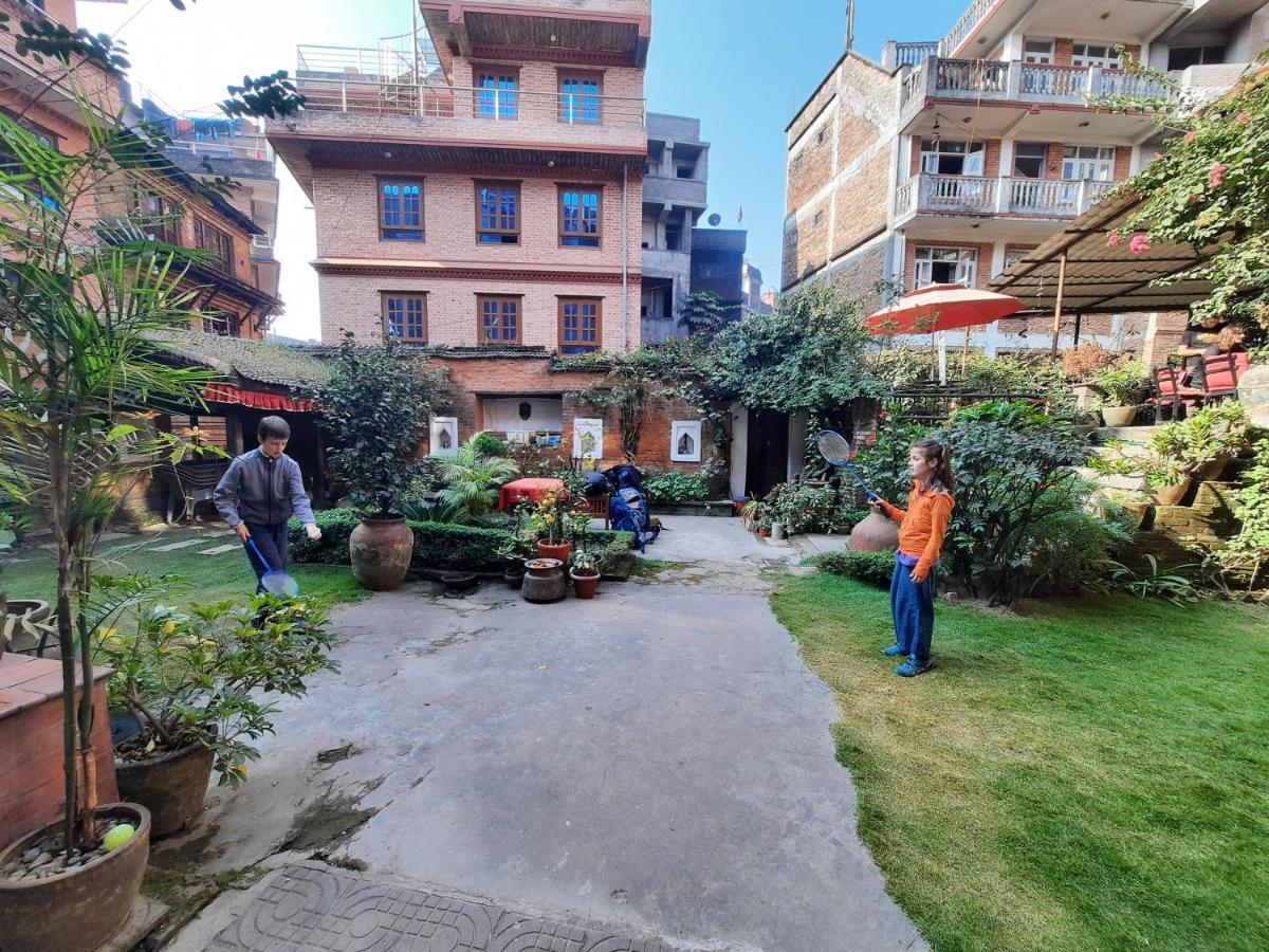 Pradhan House - Home Stay With Garden Bhatgoan Kültér fotó