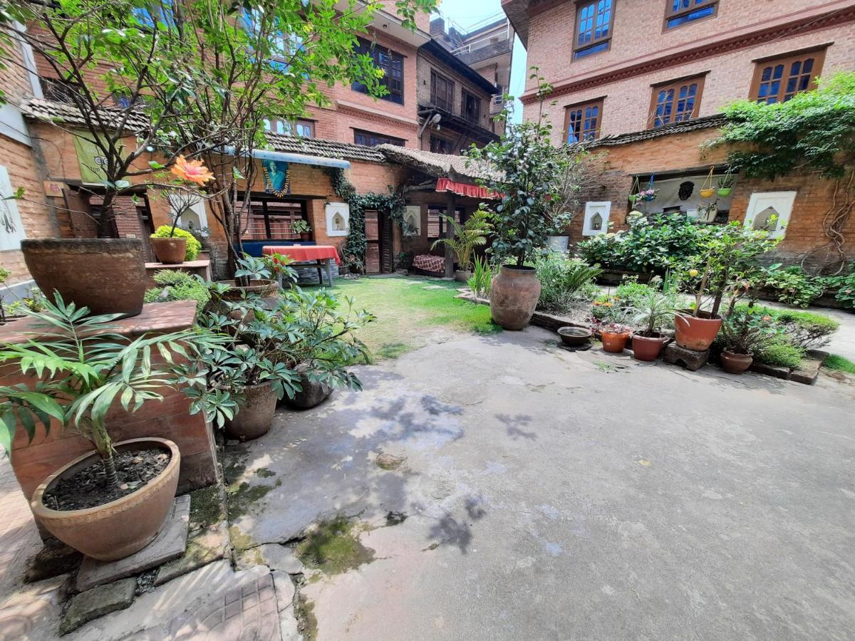 Pradhan House - Home Stay With Garden Bhatgoan Kültér fotó