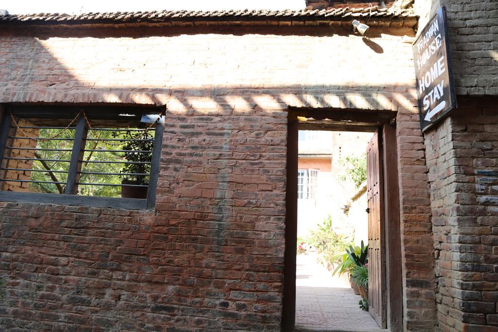 Pradhan House - Home Stay With Garden Bhatgoan Kültér fotó