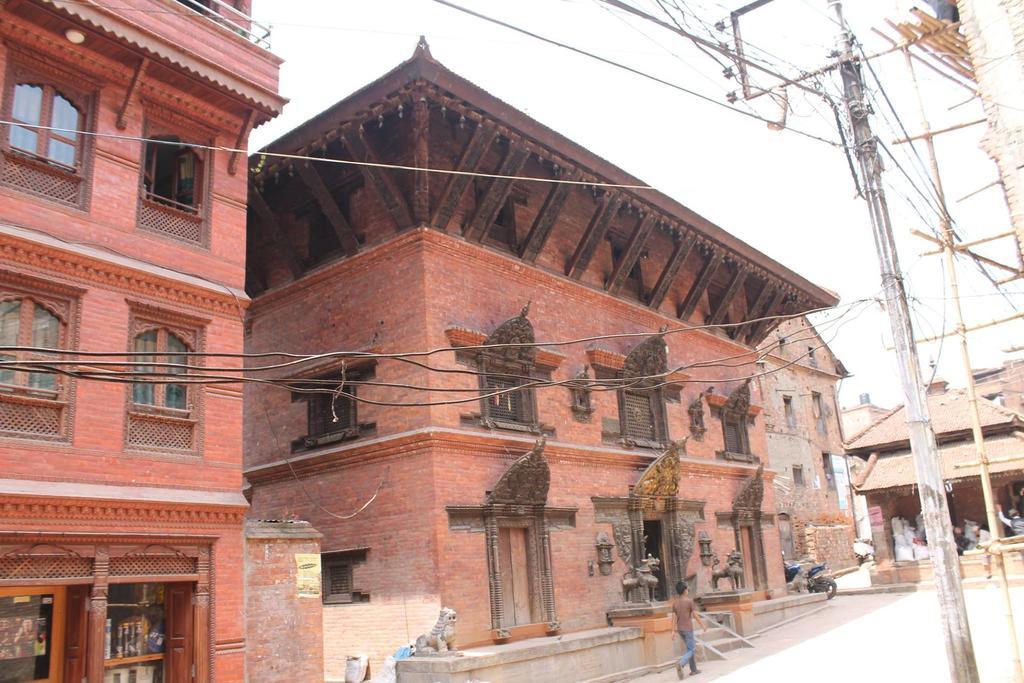 Pradhan House - Home Stay With Garden Bhatgoan Kültér fotó