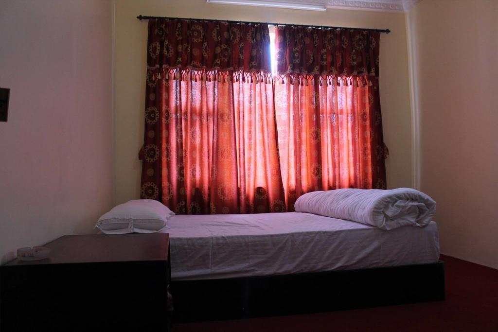 Pradhan House - Home Stay With Garden Bhatgoan Kültér fotó
