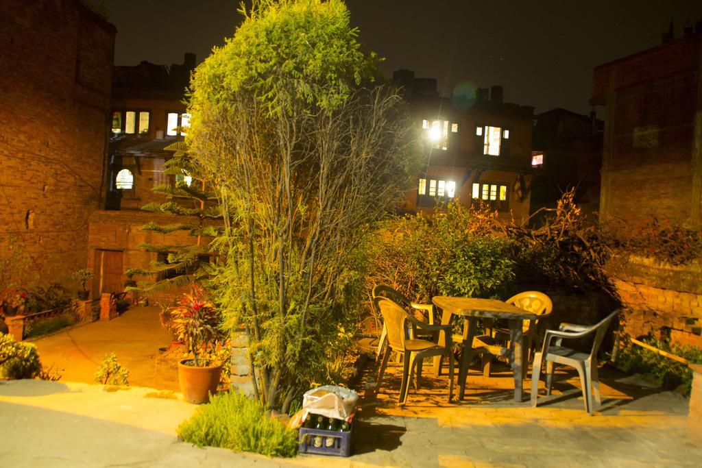 Pradhan House - Home Stay With Garden Bhatgoan Kültér fotó