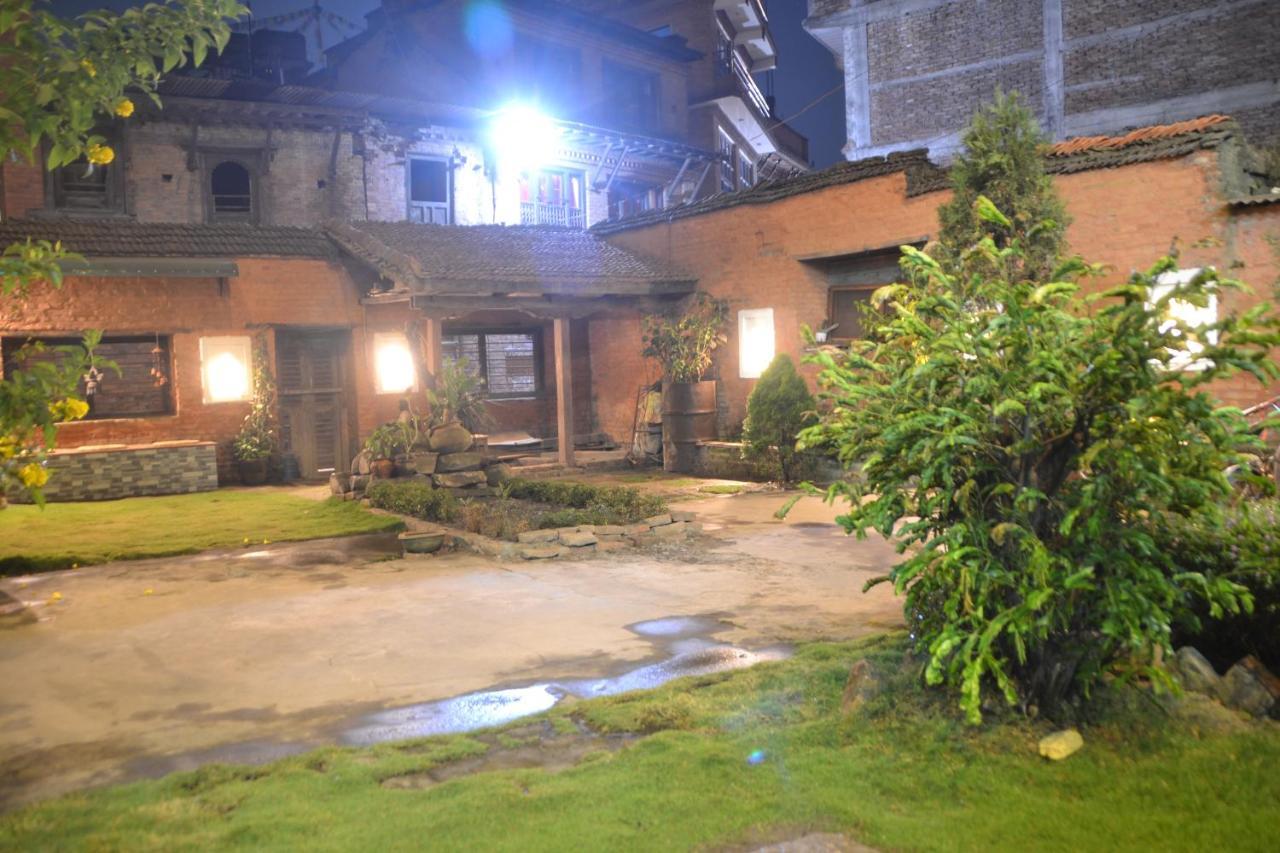 Pradhan House - Home Stay With Garden Bhatgoan Kültér fotó